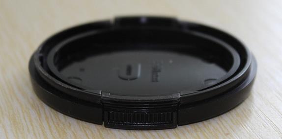 鏡頭蓋對(duì)相機(jī)的作用是什么？